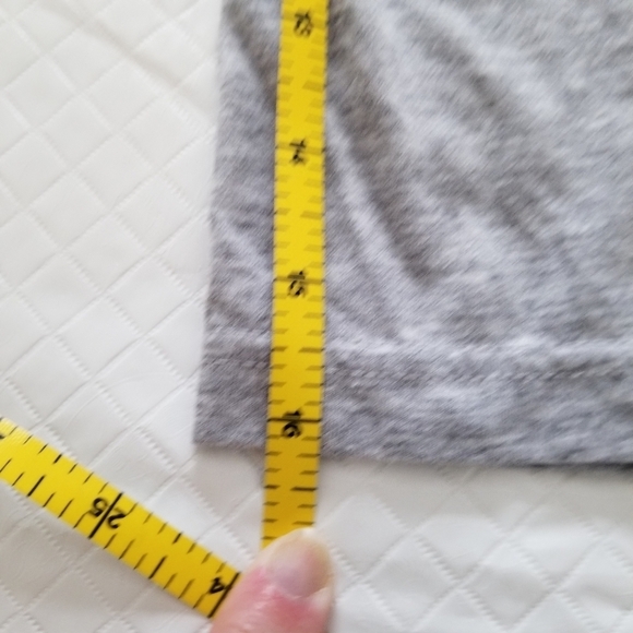 Lot Of 2 Men's Xl Gray Reebok  T Shirt, Striped Street Rules Tank Gray Black XL - Picture 7 of 10